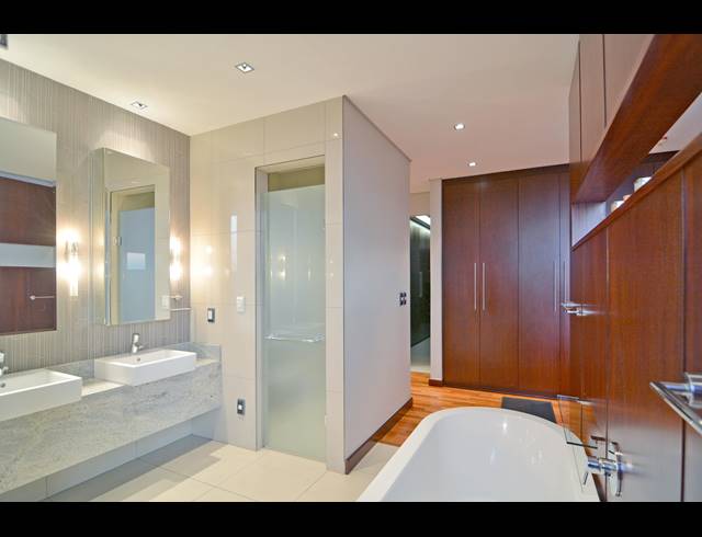 3 BEDROOM PENTHOUSE FOR SALE IN BEDFORD GARDENS